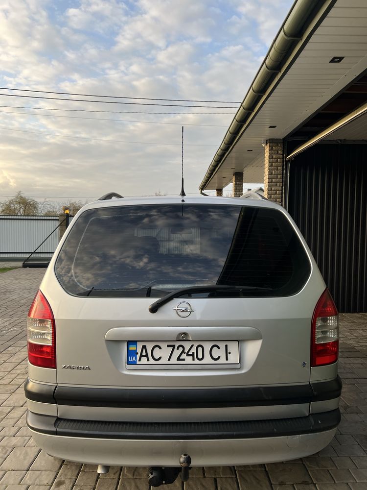 Opel Zadira A 2003 2.0 dti