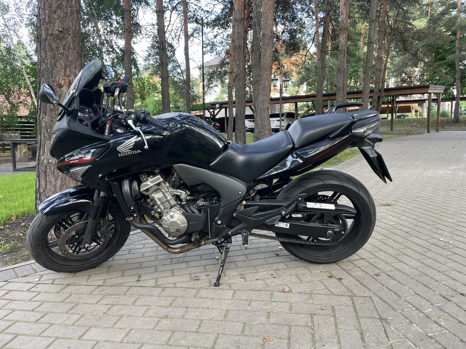Продам Honda CBF600 2010 года
