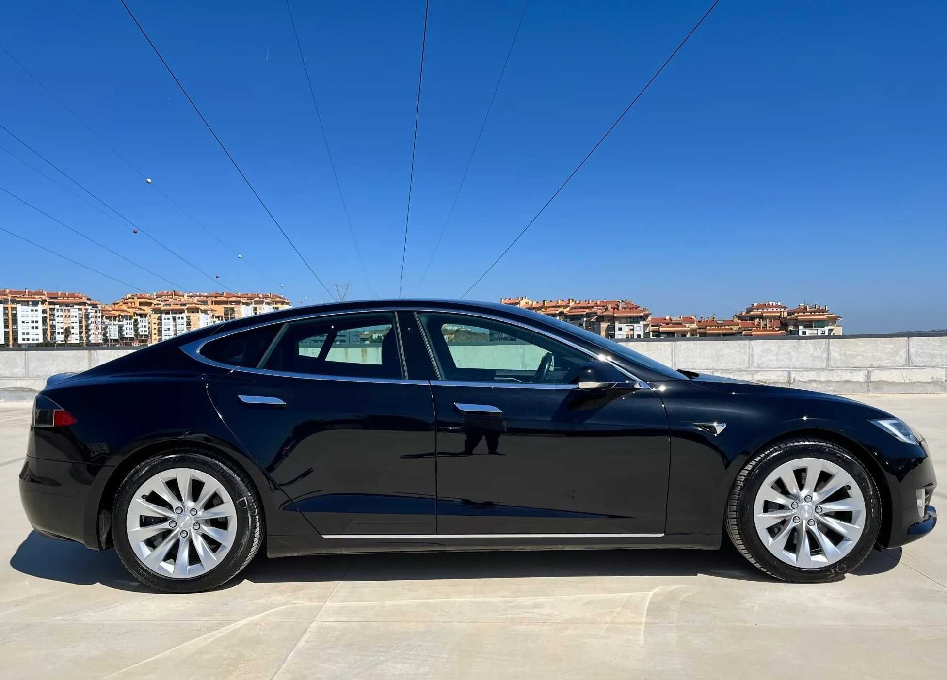 Tesla S 75D 525CV