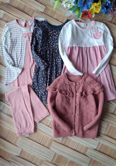 Одяг для дівчинки на 1-2роки сукня, джинсовка, ромпер, реглан
