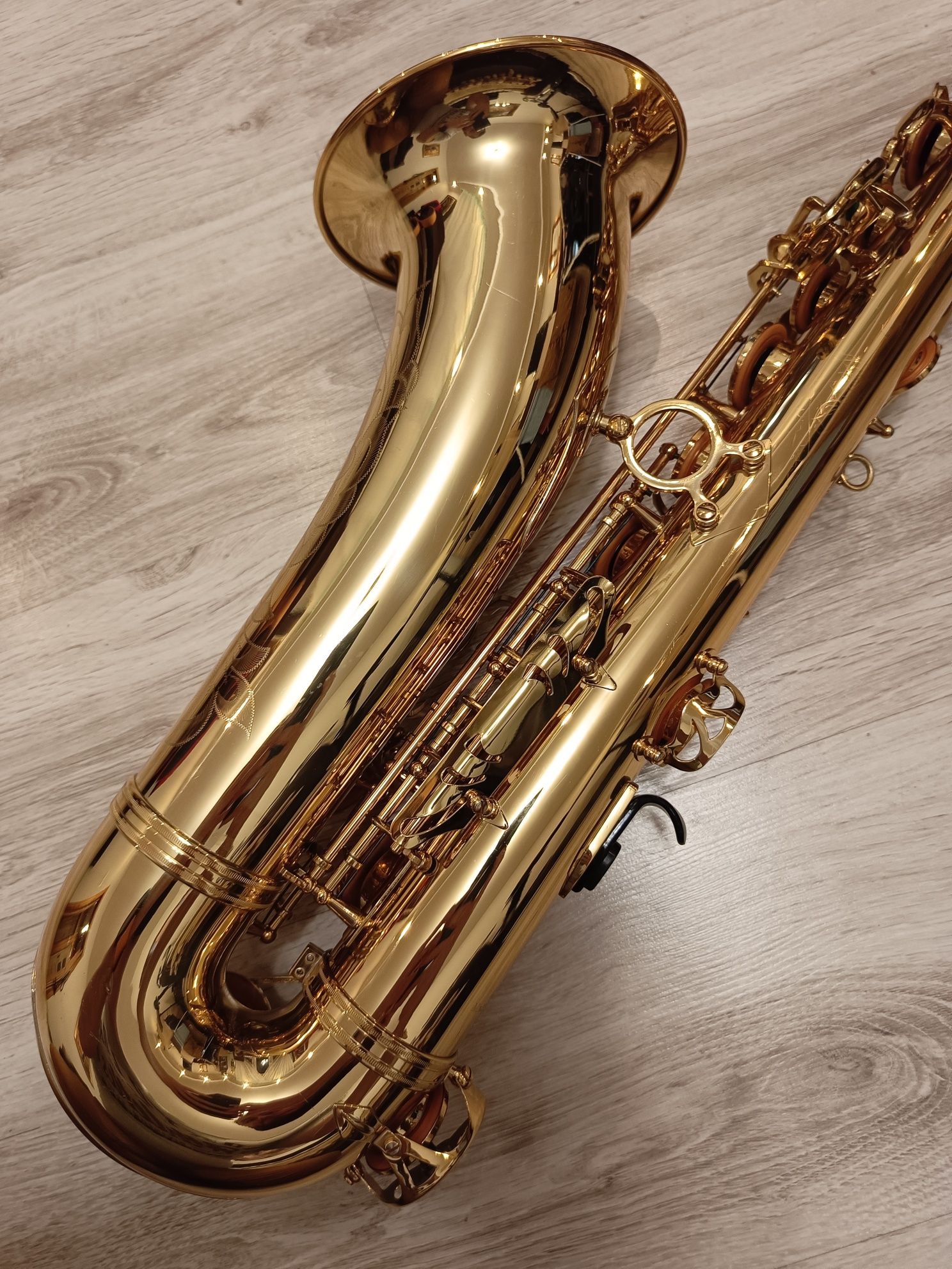 Saksofon tenorowy Arnolds&Sons ATS TERRA 300 w bardzo dobrym stanie.