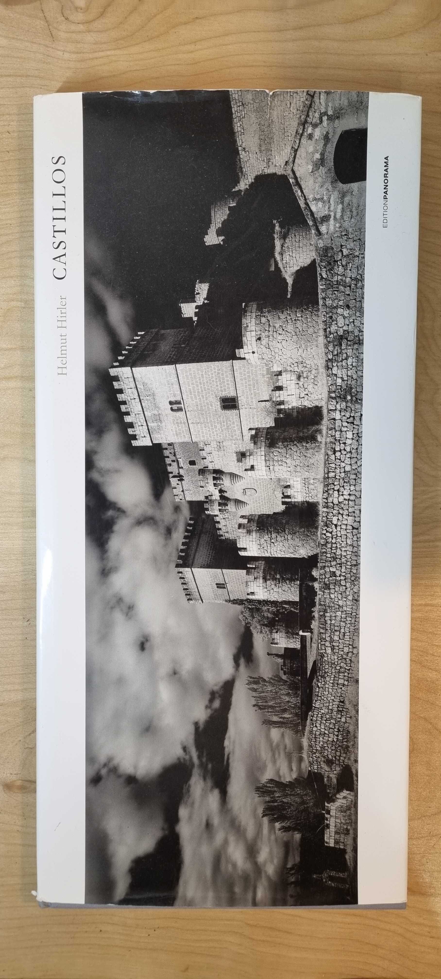 Livro panorâmico: "Castillos" de Helmut Hirler