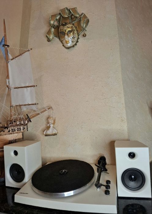 Виниловый проигрыватель Crosley T150