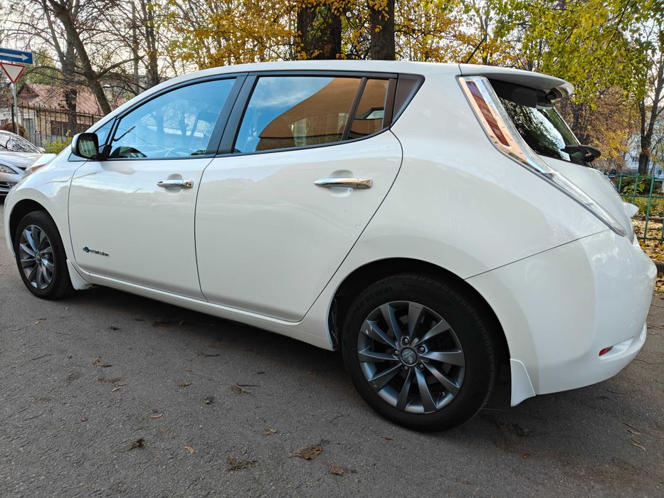 Nissan Leaf 2014, SV 24kWh (109PS) рестайлінг