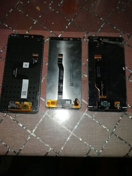 Дисплеи на смартфон 11 штук