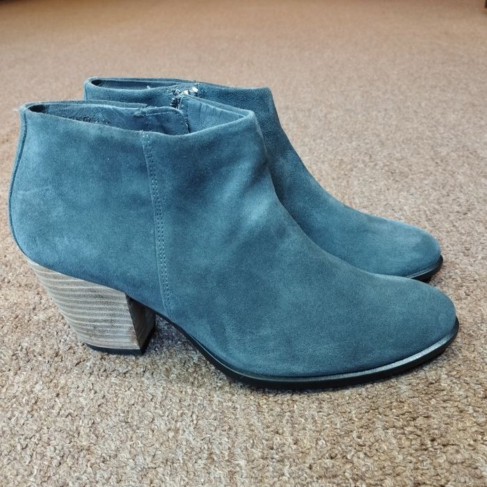 40,41,42. Ботильйони замшеві Ecco Shape 55 Western