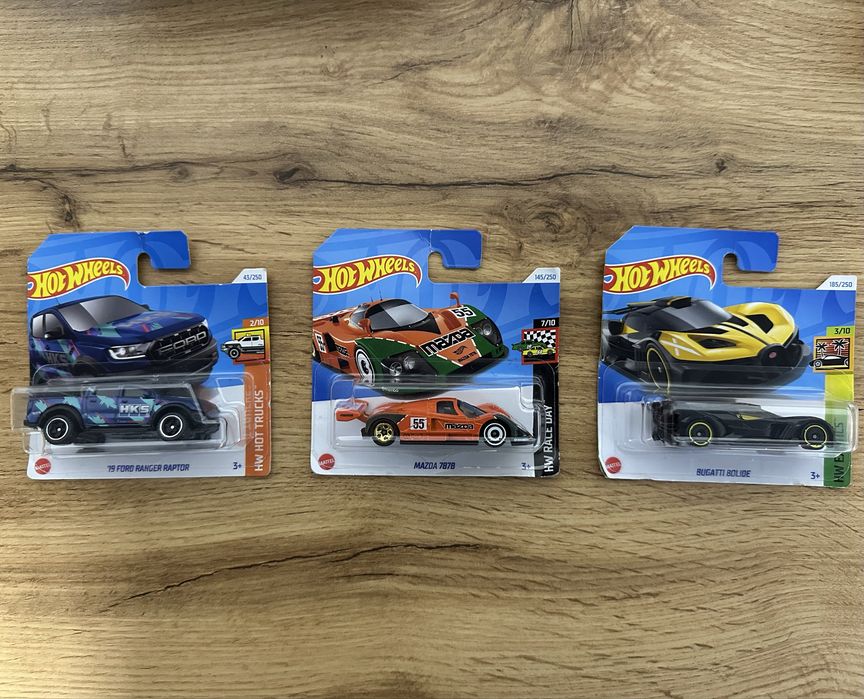 Продам HotWheels