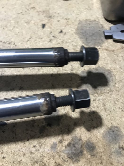 Амортизатор Форд с макс