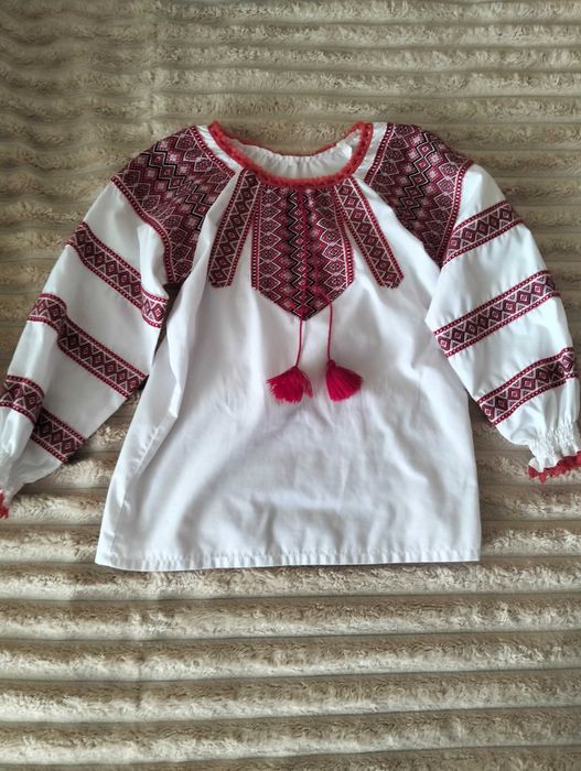 Вишиванка для дівчинки
