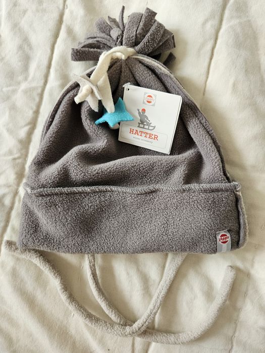 Czapka polarowa z uszkami i wiązaniem Lodger