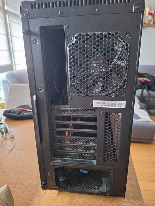 Be quiet! Pure Base 600 Window (orange)