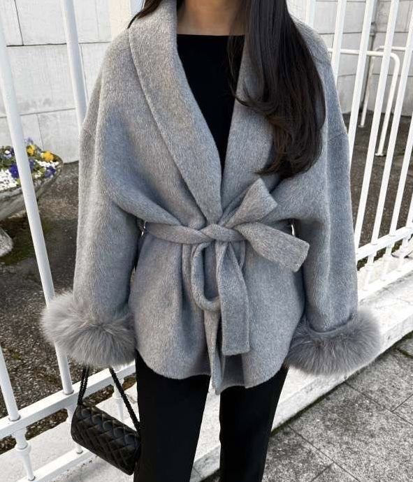 Жіноче пальто/ пальто з пушком/ жіноче з хутряними манжетами