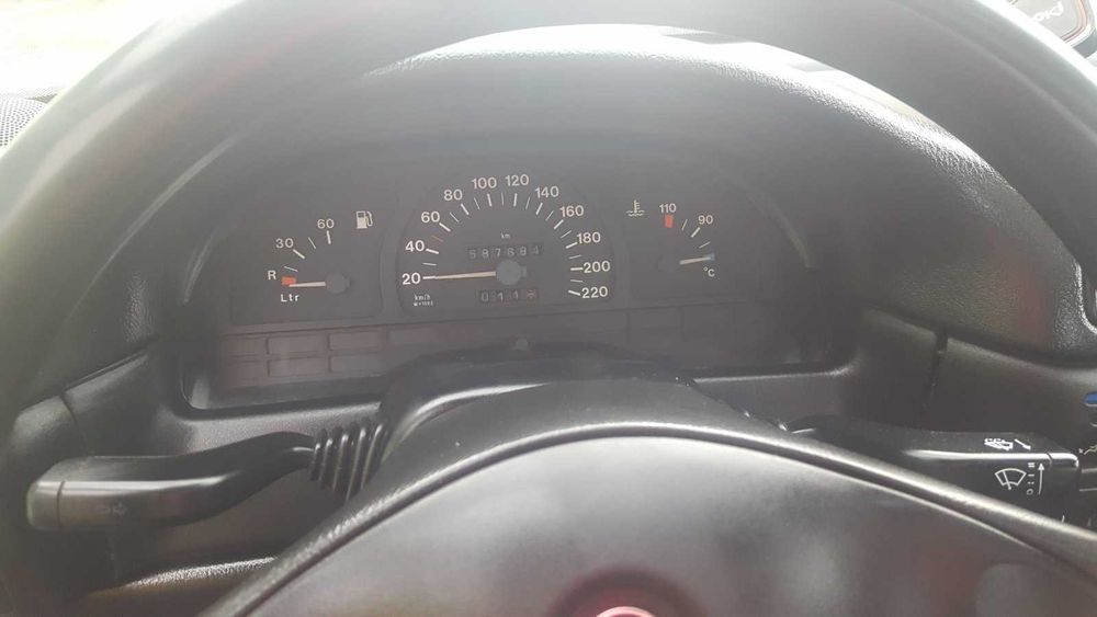 Opel Vectra A 1.8 93-й рік поТ/П на ходу обмін на мото на обмін не їду