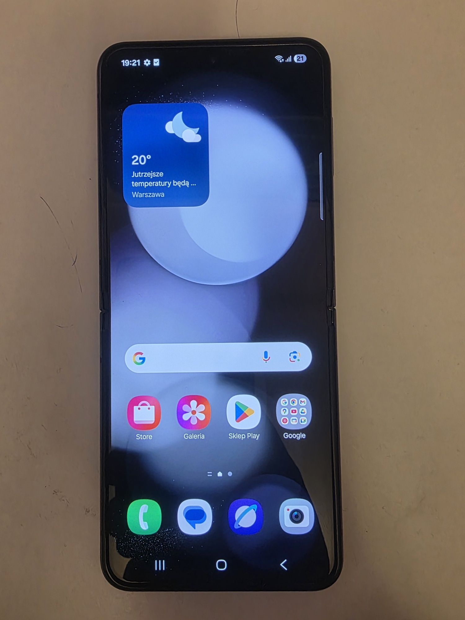 Na sprzedaż: Samsung Galaxy Z Flip 5 – Stan Idealny!
