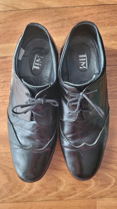 Buty komunijne pantofle czarne 36