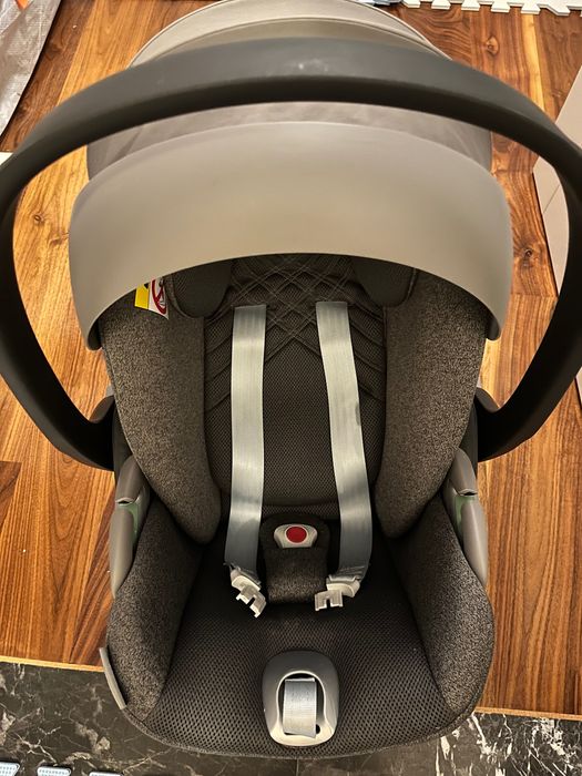 Cybex Cloud T plus i-size Mirage Grey uzywany od 2025 r.