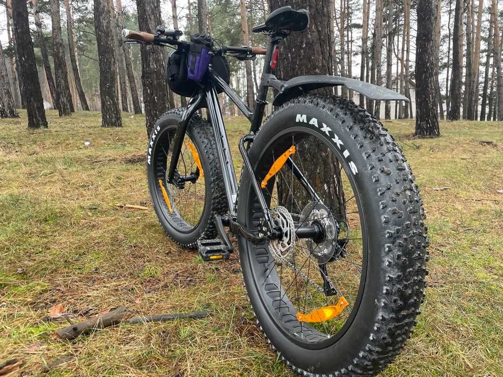 Шини для фетбайка Maxxis Colussus 27.5x4.5