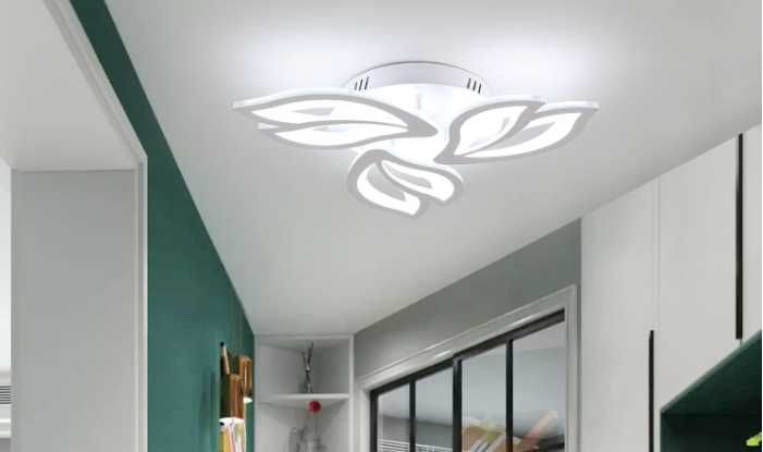 Lampa sufitowa LED z akrylowym wykończeniem