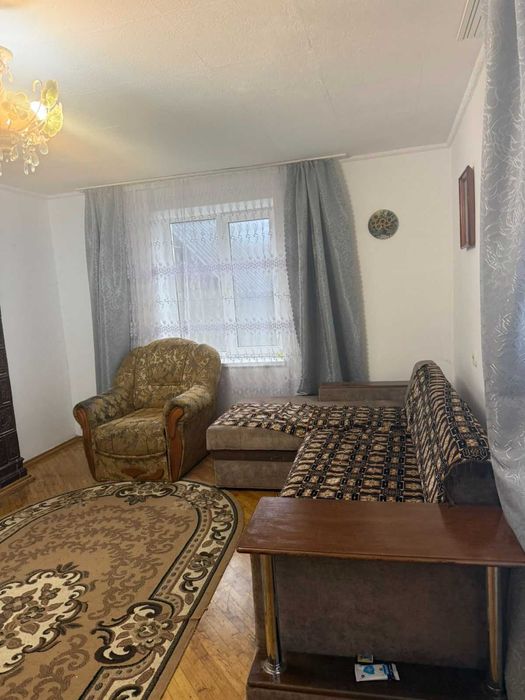 ПОДОБОВА Оренда: 2-х кімнатна квартира с. Сапіжанка