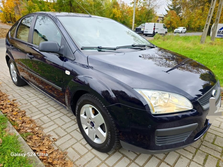 Ford Focus 1.6 benzyna Salon Polska zadbany klima