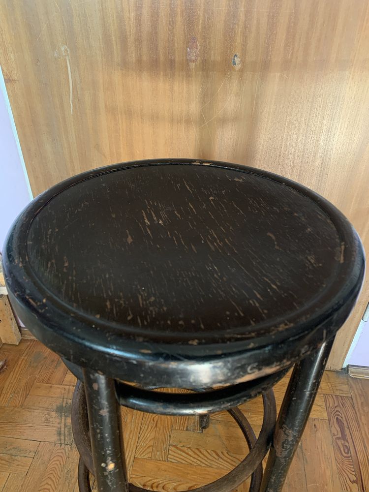 Drewniany Hoker Thonet