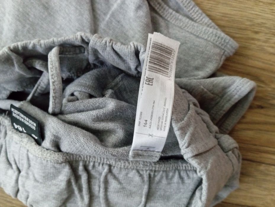 Spodenki szare 4F 164