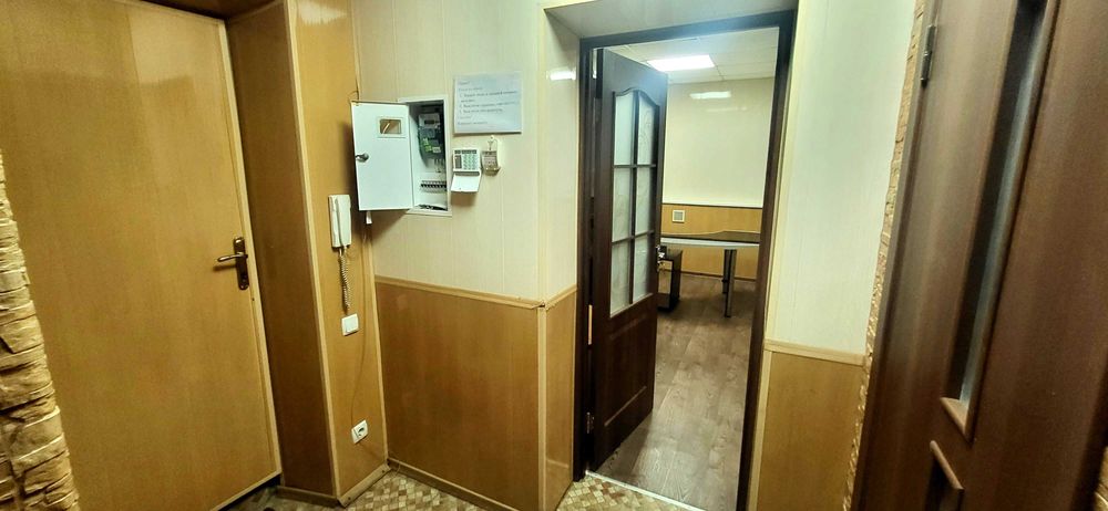 Продаж приміщення, БЕЗПЕЧНЕ місце, вул. Незалежної України, буд. 40-А.