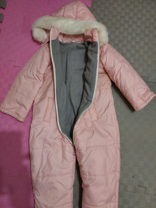 Продам дитячий комбінзон