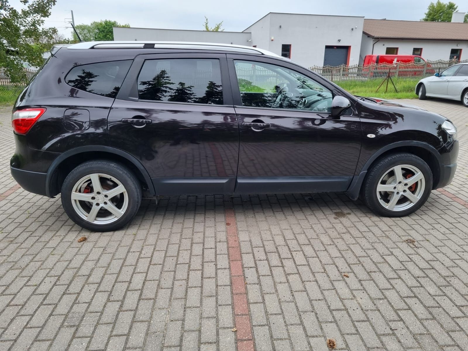 Nissan Qashqai +2 j10