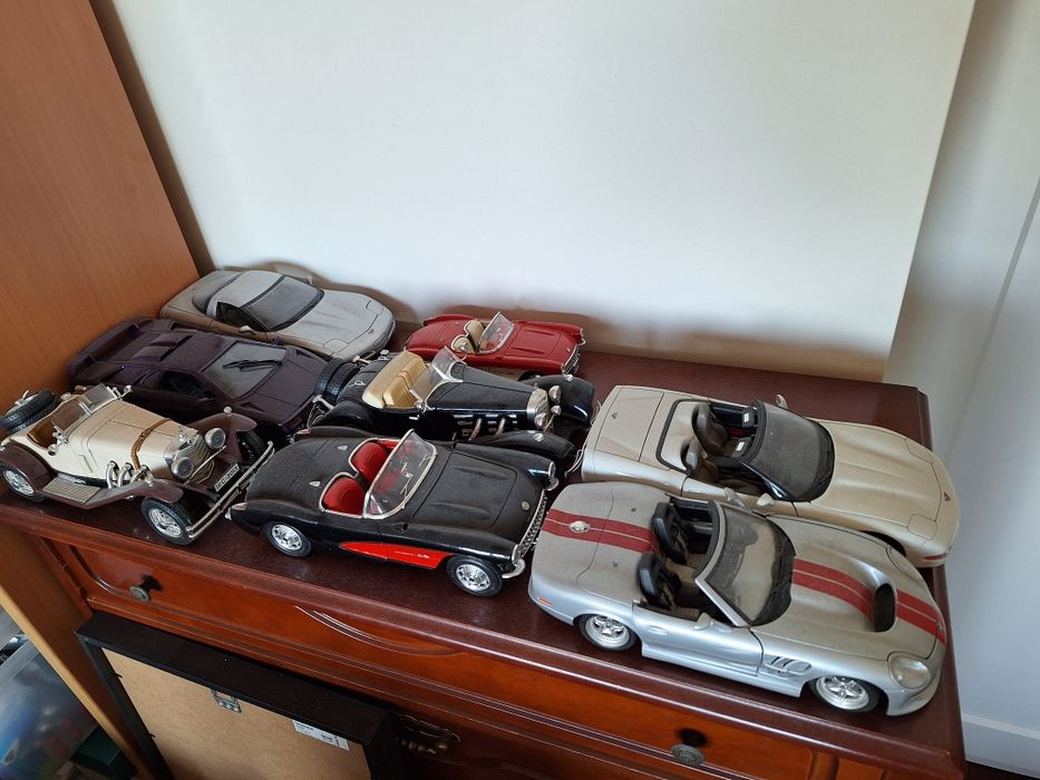 Vendo últimas unidades carro burago 1/18