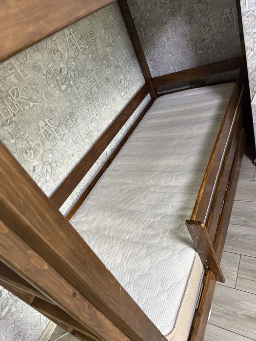 Двухповерхове ліжко з матрасами 1.90*80