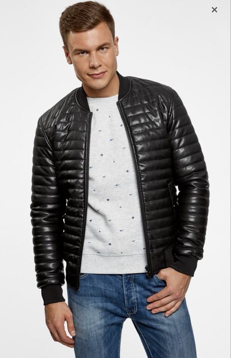 Чоловічий бомбер