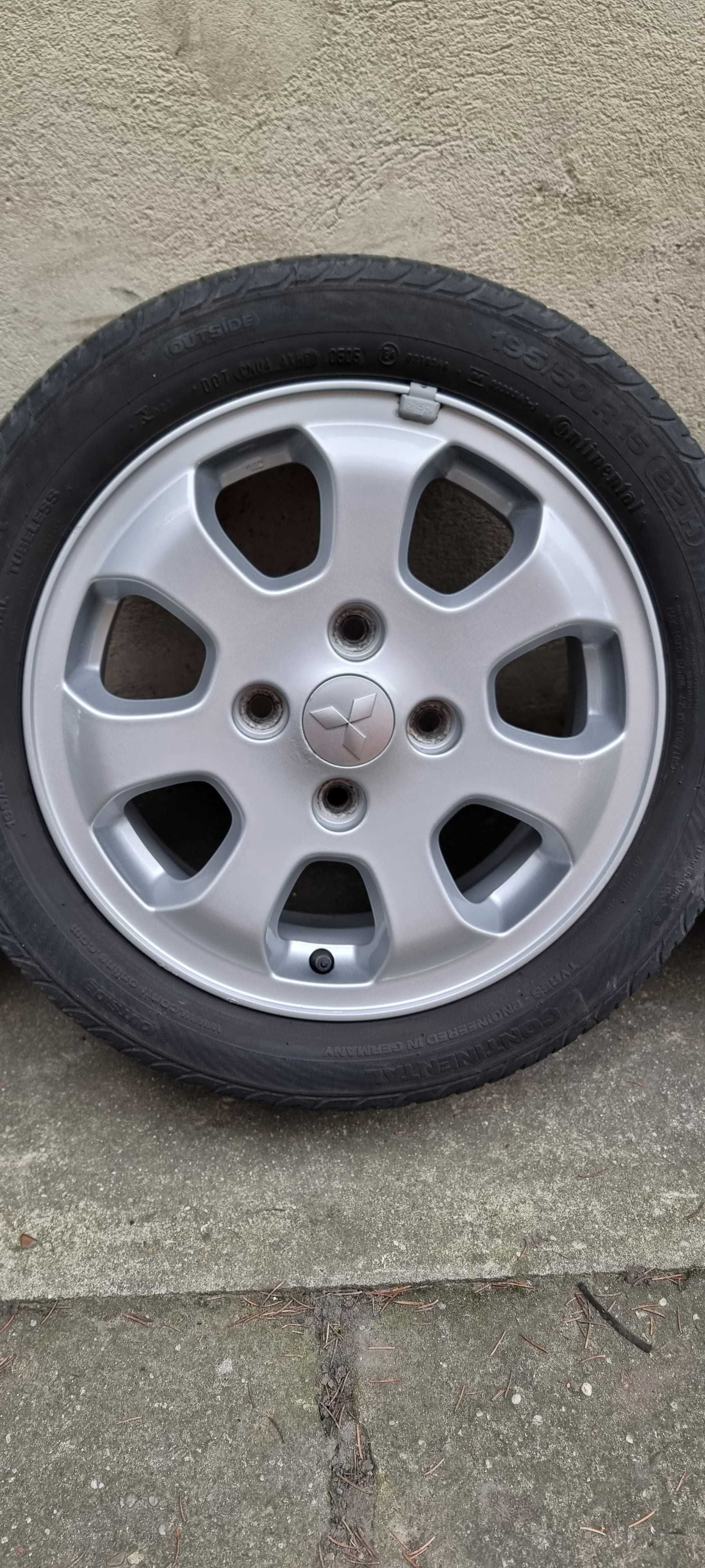 Alufelgi mitsubishi 15 6Jx15 4x114,3 ET46 otwór 67,1 - komplet !!!