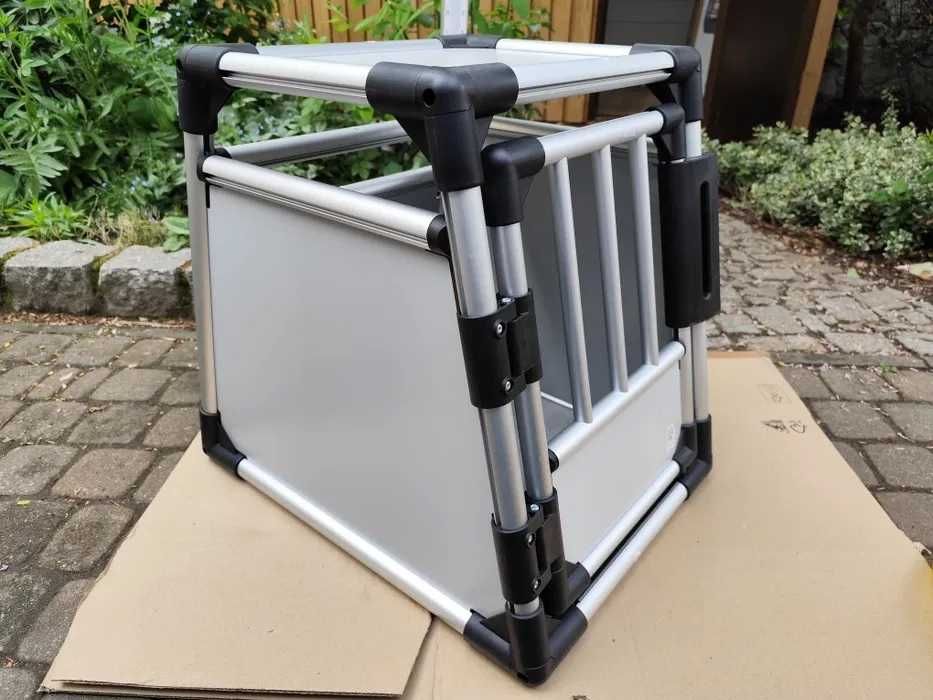 Trixie transporter aluminiowy M - 55x78x62 cm wysokości