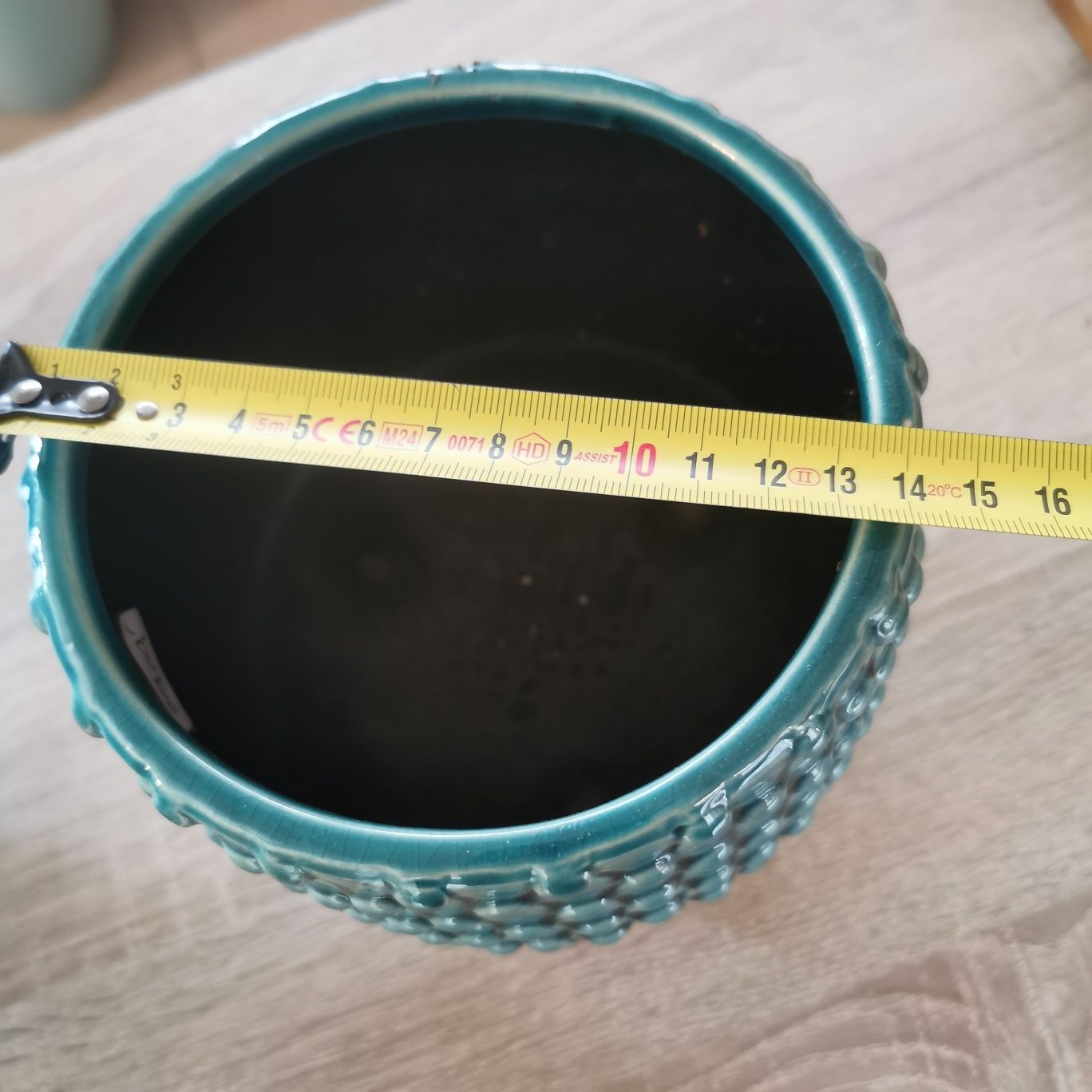 Ceramiczna szkliwiona doniczka osłonka na 3 nóżkach. Nowa