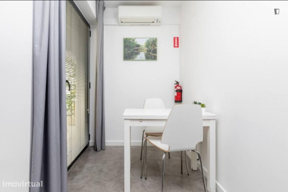 Estúdio - localizado em Aveiro