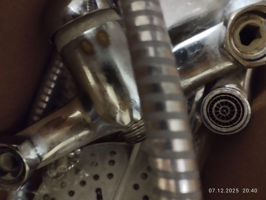 Продам кран в ванную