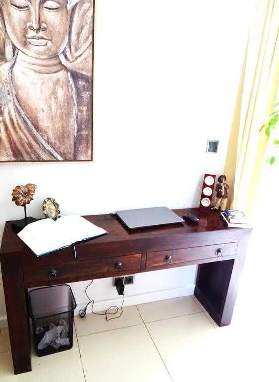 Indyjska toaletka lub biurko z drewna egzotycznego palisander (140x35)