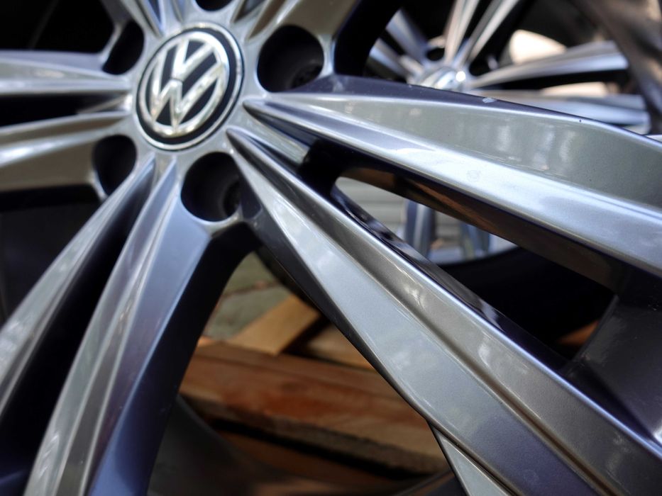 Zima koła 245/45 R18 oryginał VW Super Stan!