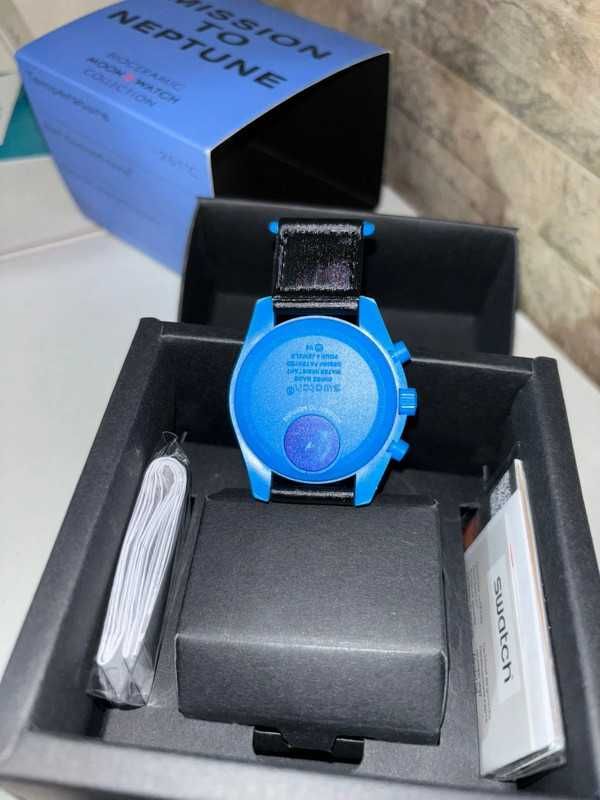 Kolekcjonerski Omega x Swatch Neptune SO33N100
