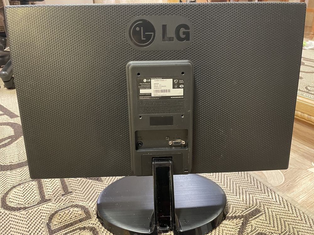 Монитор LG22EA53 22 дюйма