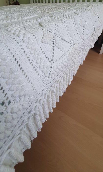 Colcha de Crochê feita á mão