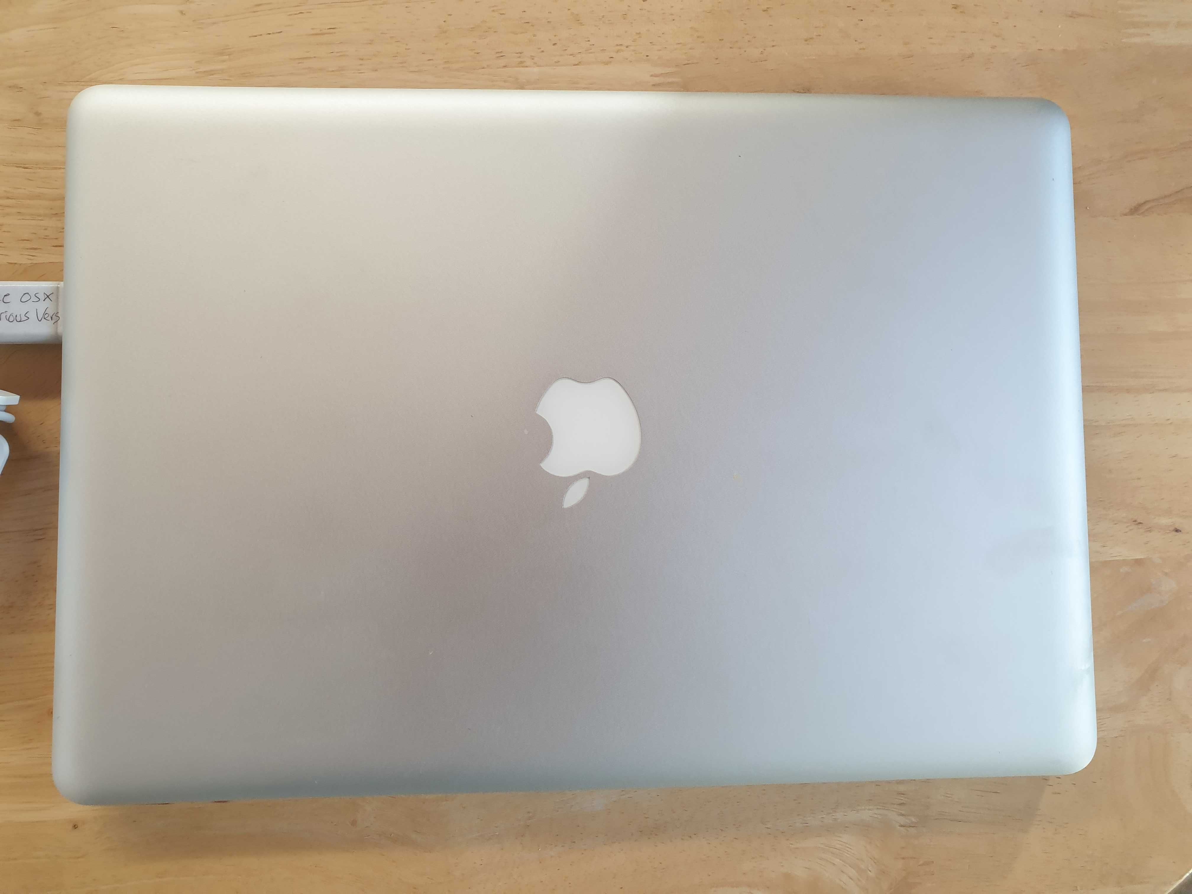 MacBook Pro 15-Inch "Core i7" Mid-2012 2.3 GHz (I7-3615QM)