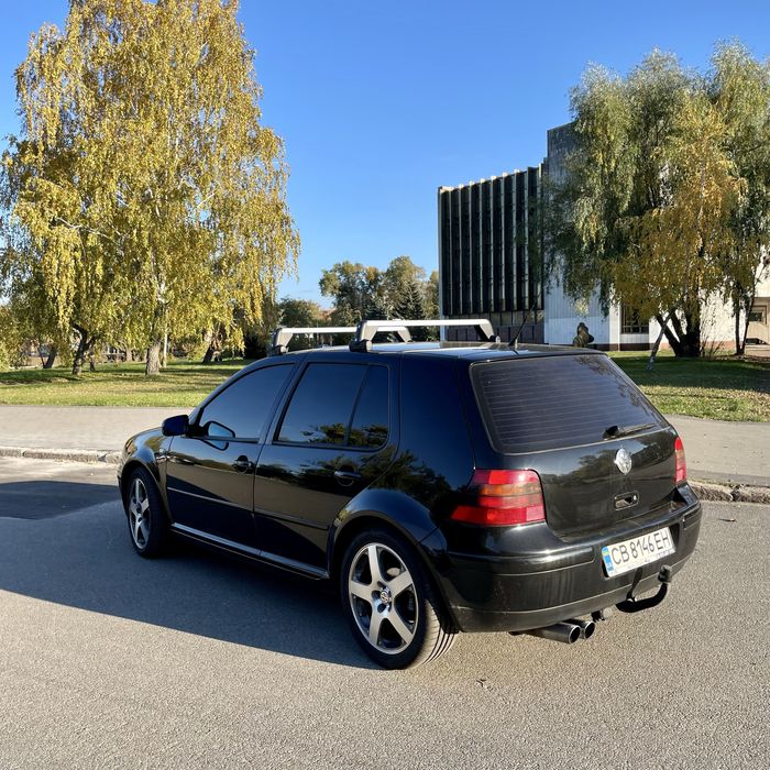 поперечини,  рейлінги на кришу VW Golf  оригінал в гарному стані