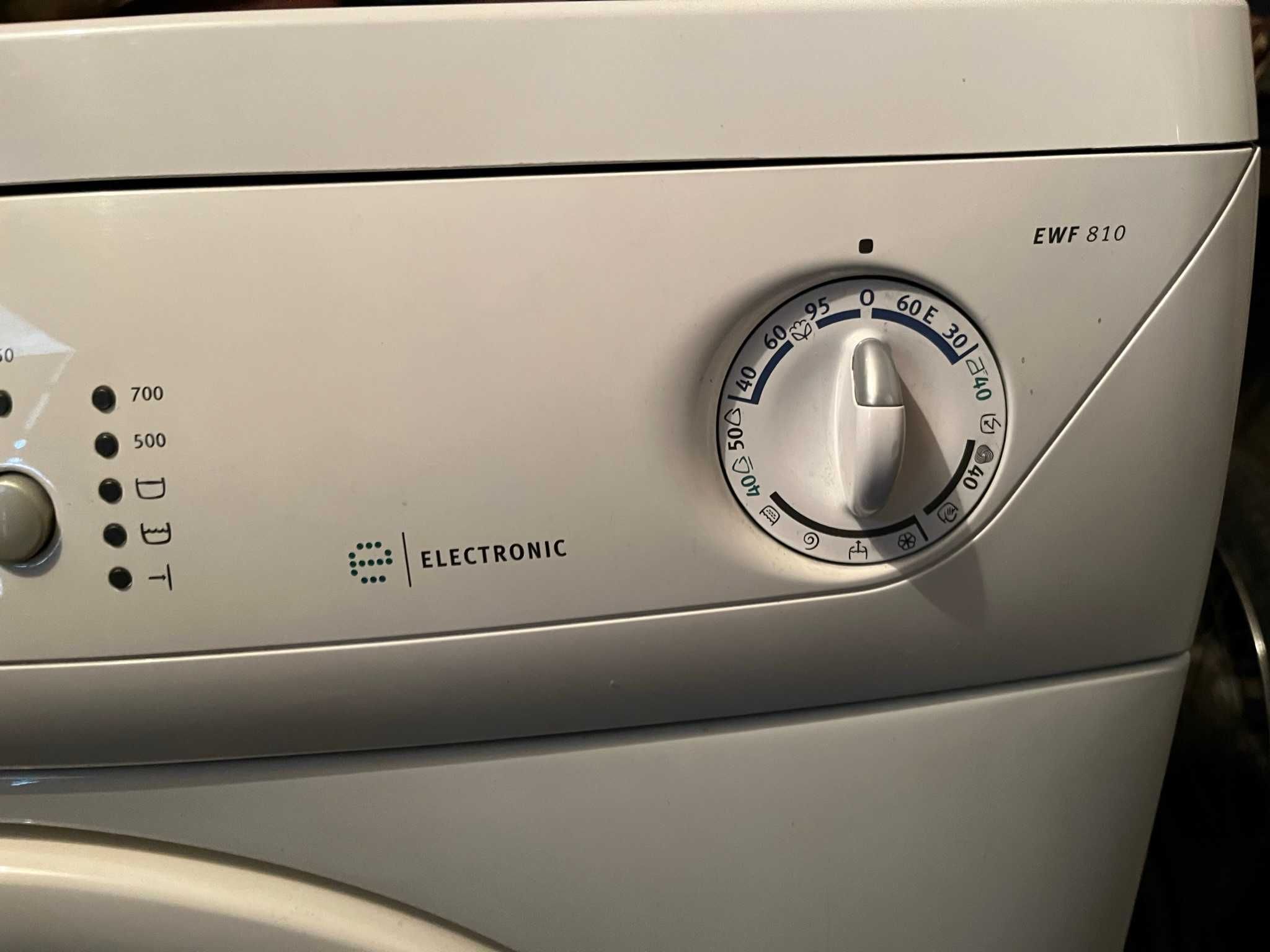 Pralka Electrolux EWF 810