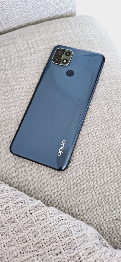 Телефон oppo 15s