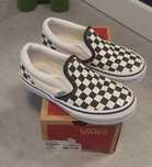 Buty Vans chłopięce 29 białe czarne trampki
