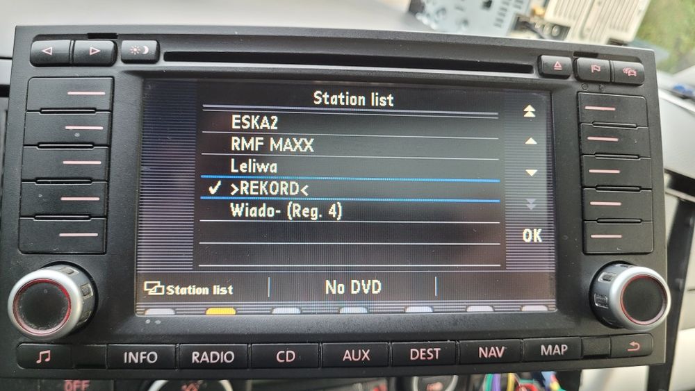 Radio Navi CD DVD VW T5 Multivan 03-10r
DVD 03-10r 7H00351