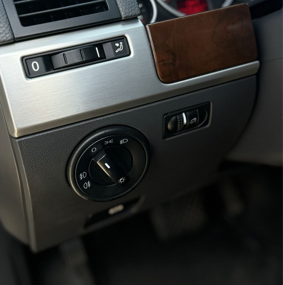 Продам Volkswagen Touareg