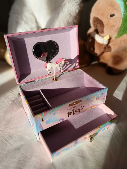 Guarda-Joias Unicórnio e Caixa de Música
